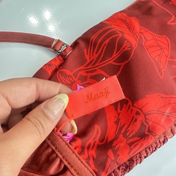 Maaji Sangria The Beverly Reversible Bikini Top in Viva La Vida in Medium - Picture 8 of 15